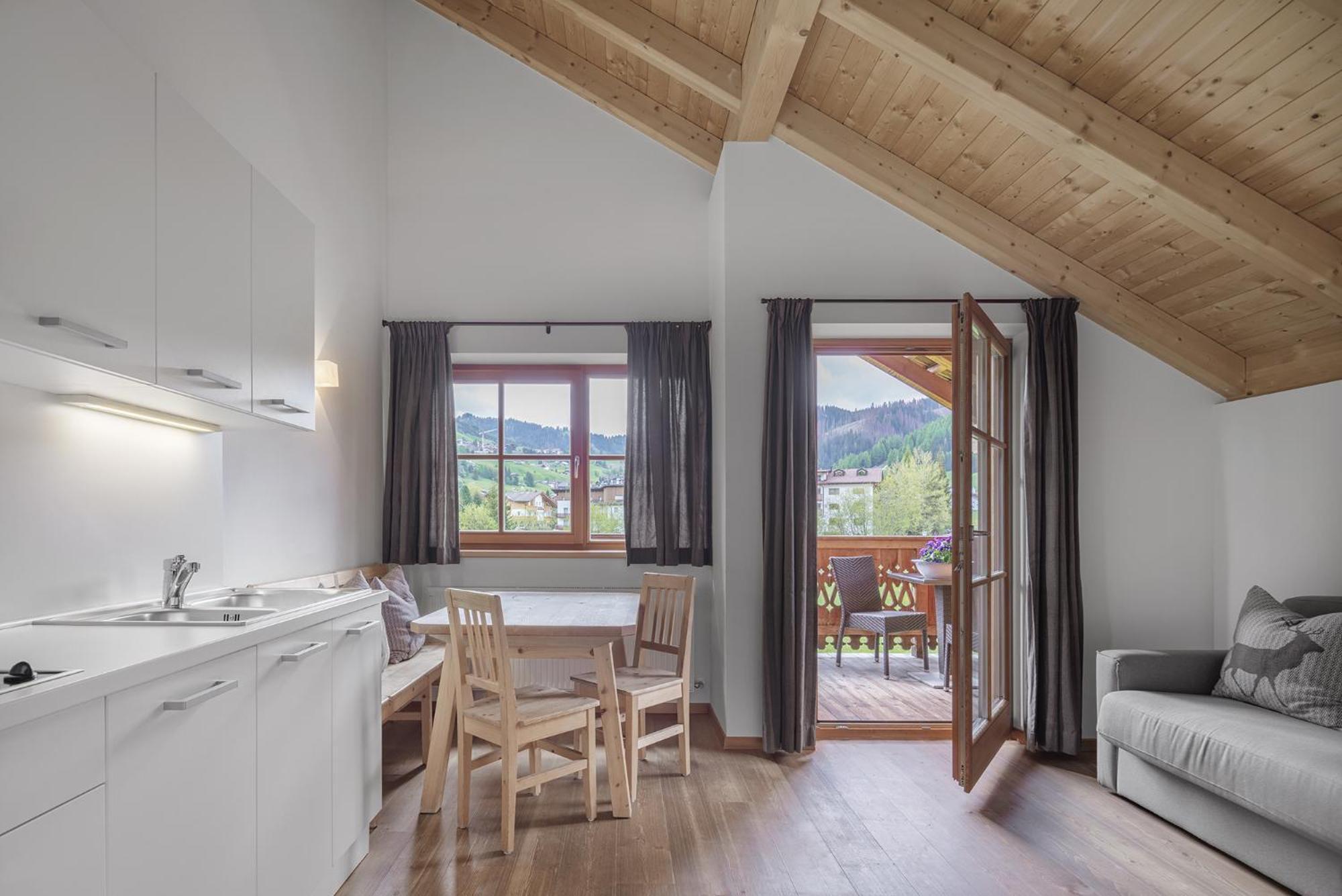 Chalet Ciasa Tino & Sara - Belaval Apartments Corvara In Badia Εξωτερικό φωτογραφία