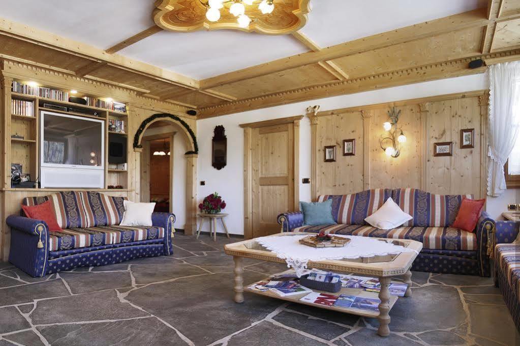 Chalet Ciasa Tino & Sara - Belaval Apartments Corvara In Badia Εξωτερικό φωτογραφία
